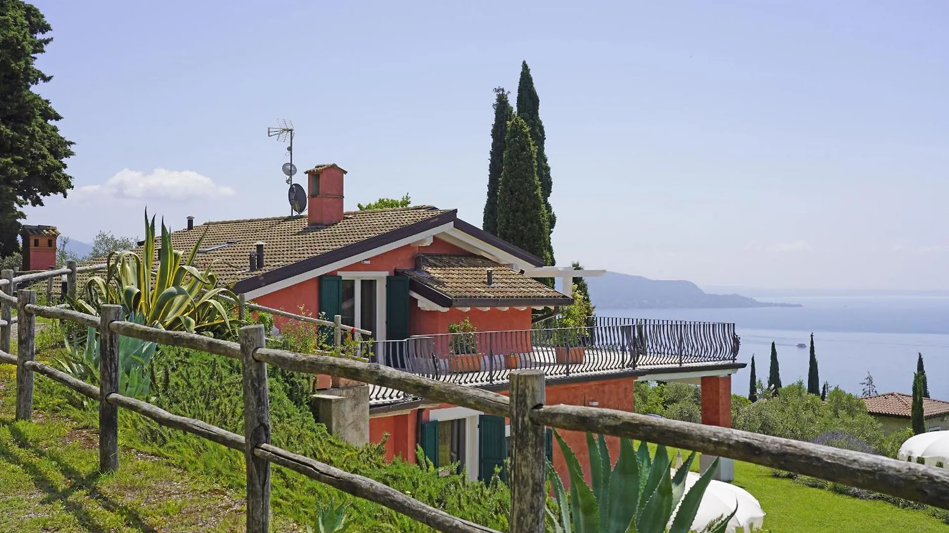 Apartment Ca Rossa Orchidea 1 By Garda Fewo Toscolano-Maderno